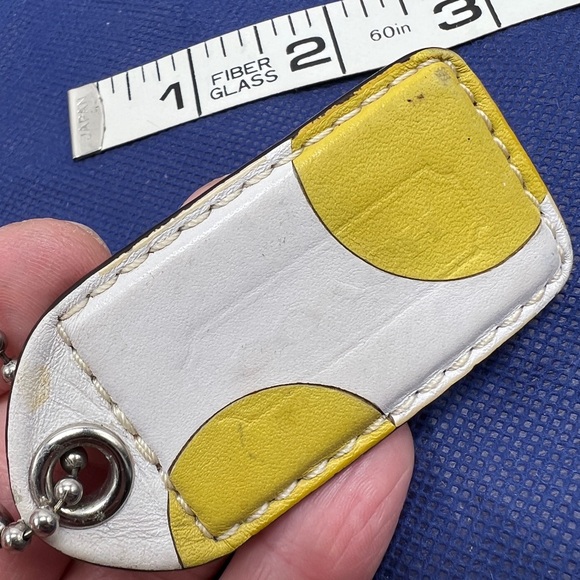 COACH White Yellow Leather Hang Tag KEY FOB 3" Large Charm - Picture 6 of 6